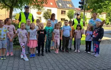 Spotkanie z policjantami w klasie pierwszej. 2