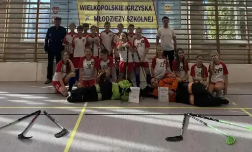 Zdjęcie do Mistrzynie i Mistrzowie Rejonu Pilskiego w Unihokeju!