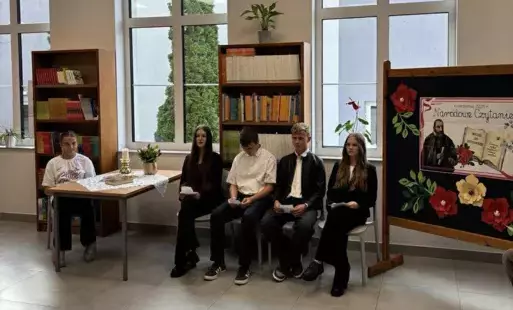 Zdjęcie do Narodowe Czytanie poezji  Jana Kochanowskiego